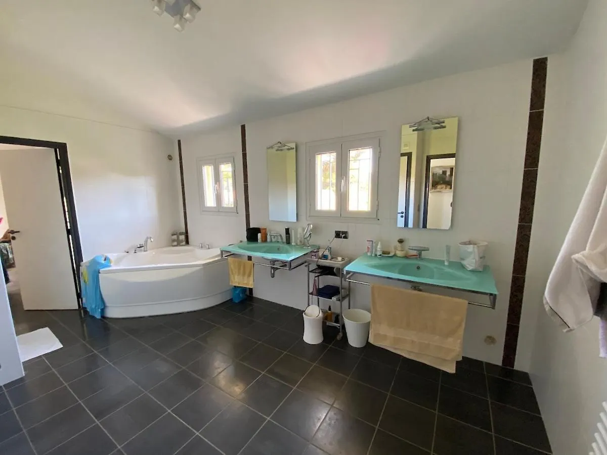 Villa - 6 Pers - 3 Chambres - Piscine - Climatisations Sanary-sur-Mer France